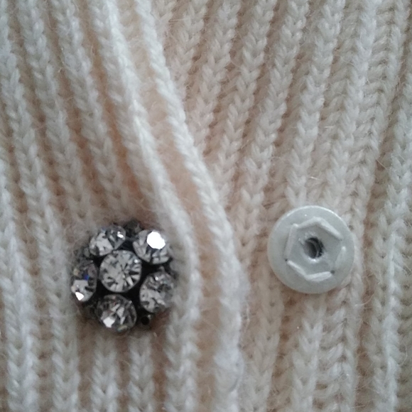 Ann Taylor Cardi - Picture 2 of 9